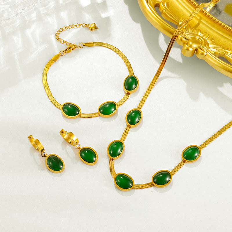 High Quality Emerald Jewelry Set of 4